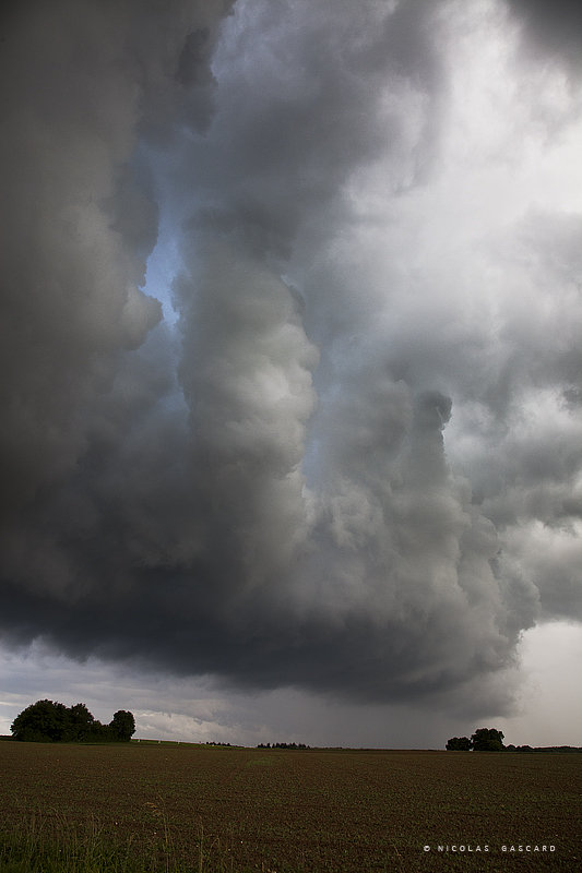 orage-4-juin-2014-jura-gascard-photographies-4.png