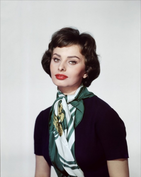 Sophia-Loren-scarf.jpg
